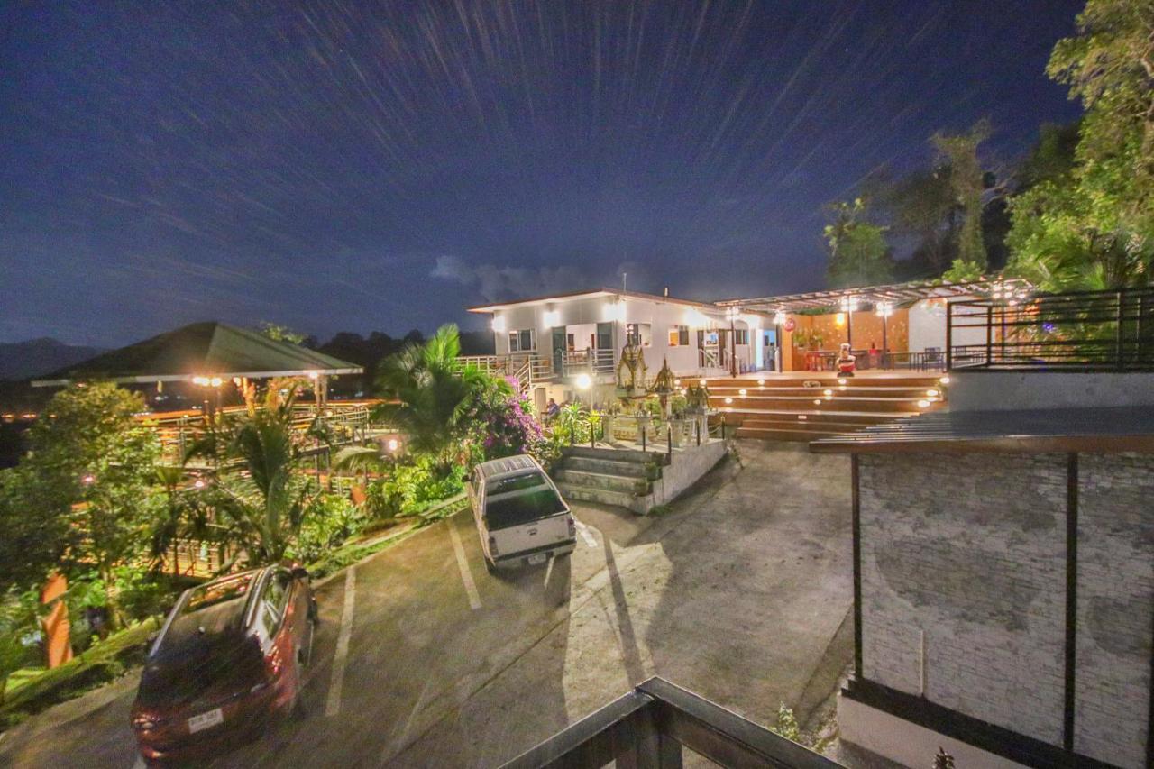 Happy Mountain Airport Resort Nai Yang Beach المظهر الخارجي الصورة
