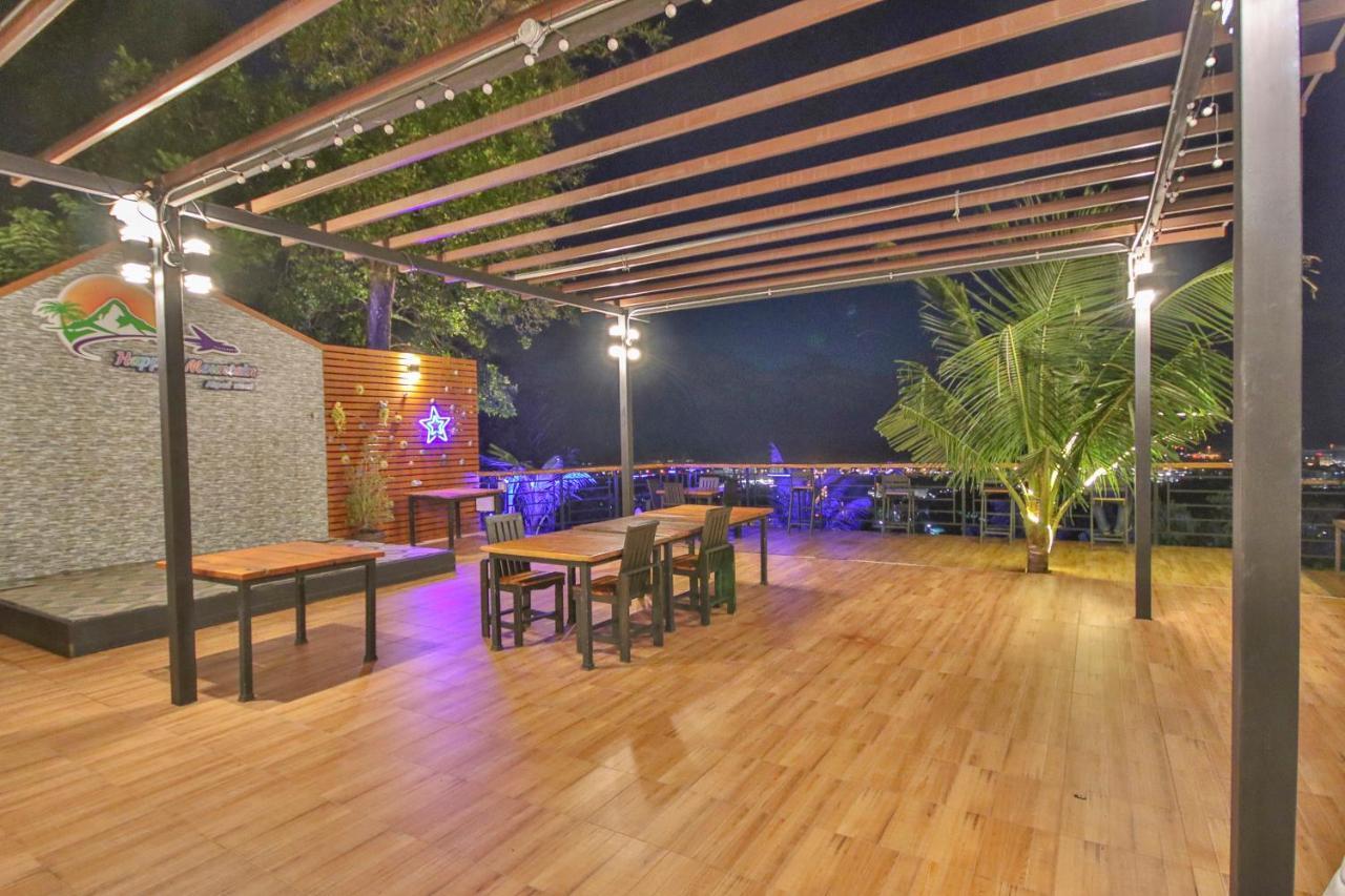 Happy Mountain Airport Resort Nai Yang Beach المظهر الخارجي الصورة